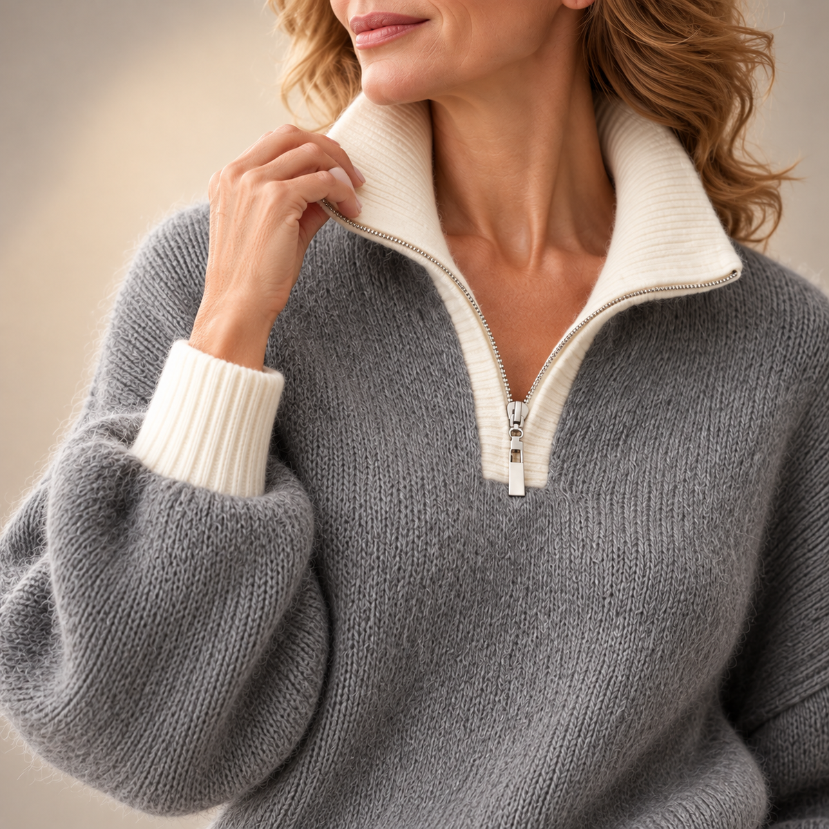 Constance | Elegant Contrast Collar Zip-Up Knitted Jumper