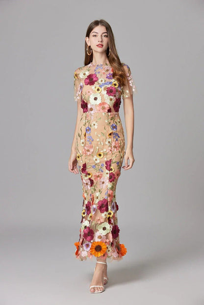 Scarlett | Women's Floral Applique Sleeveless Maxi Dress